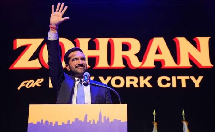 Zohran Mamdani nuovo sindaco di New York: il primo musulmano e il più giovane da oltre un secolo