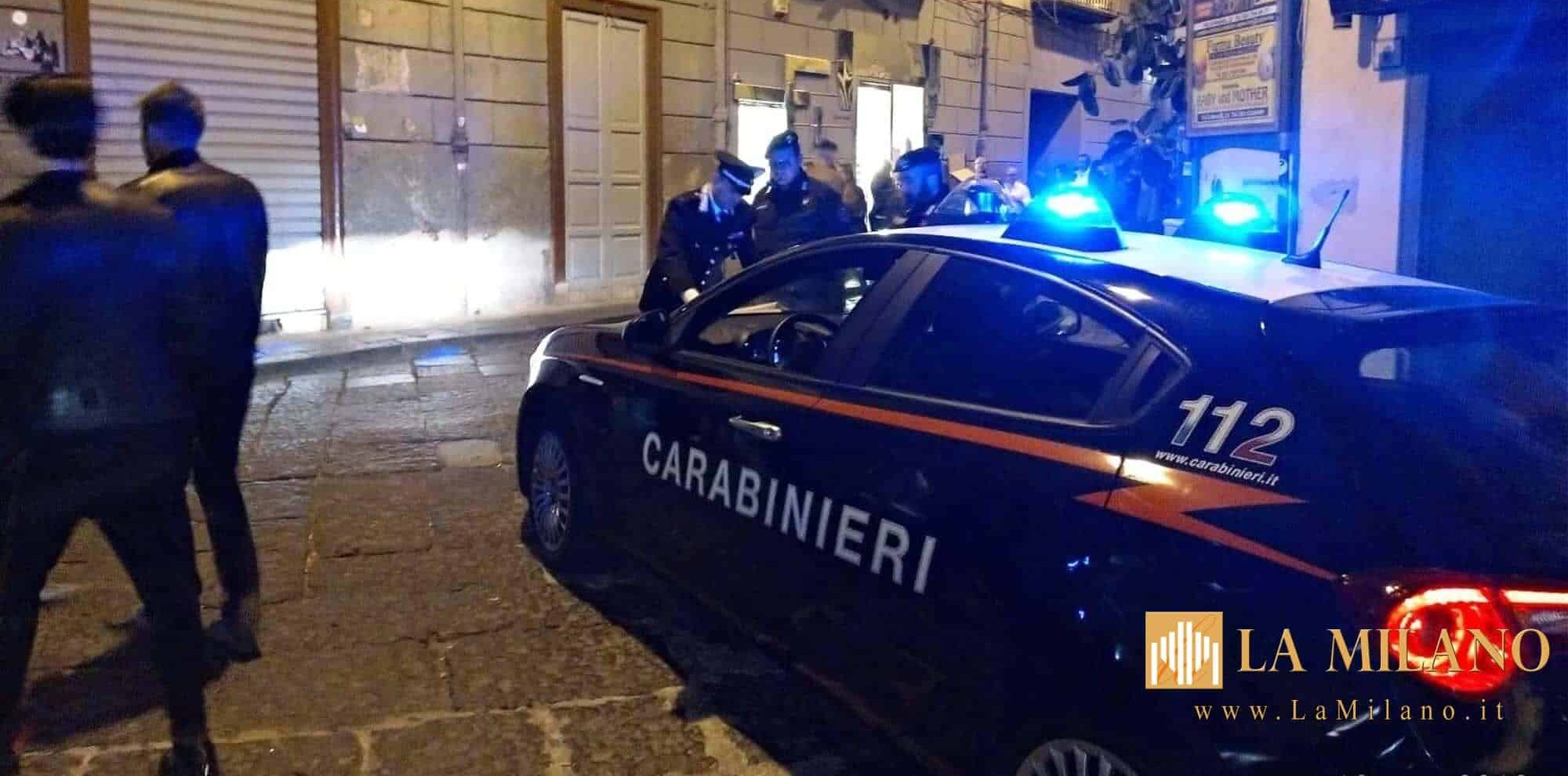 Napoli: parcheggiatore abusivo pretende 10 euro e aggredisce i Carabinieri. Arrestato.