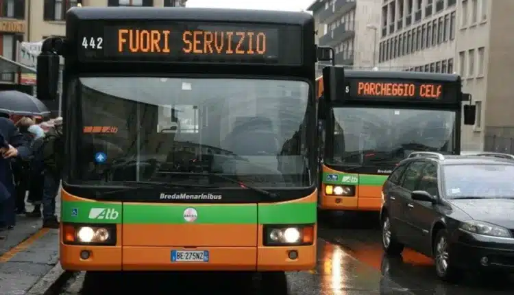 L’Italia si ferma: lo sciopero generale del 28 novembre blocca trasporti, scuole, sanità e informazione.