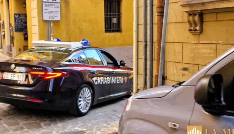 Jesi: arrestato 25enne pakistano per aggressione ai Carabinieri e violazione del foglio di via.