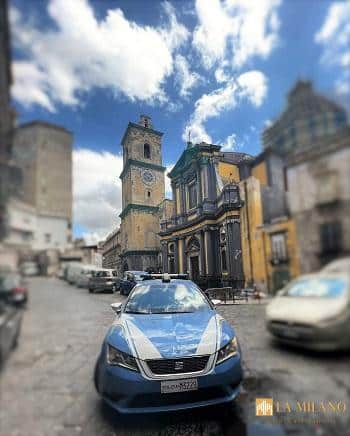 Napoli: sorpreso con la droga in via Firenze, arrestato 21enne.