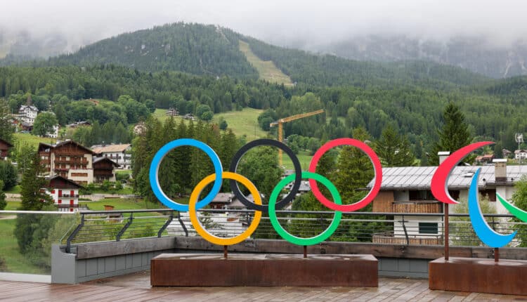 La Fiamma Olimpica è accesa: da Olimpia parte il cammino verso Milano-Cortina.
