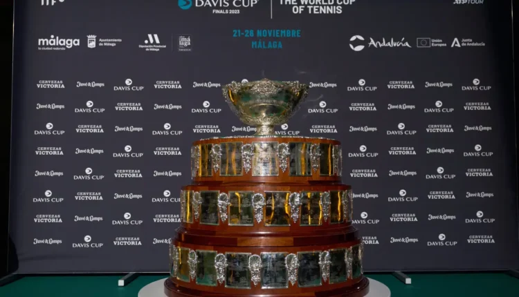 Coppa Davis: a Bologna inizia la Final Eight. l'Italia a caccia di un tris storico senza Sinner e Musetti.