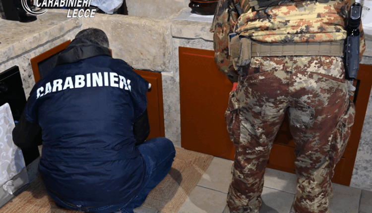 Maxi-operazione contro la Sacra Corona Unita: 22 arresti e sequestri per oltre 800 mila euro