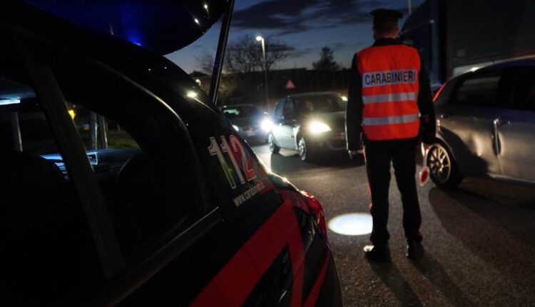 Maddaloni: controlli a largo raggio dei Carabinieri, dieci denunce e sequestri.