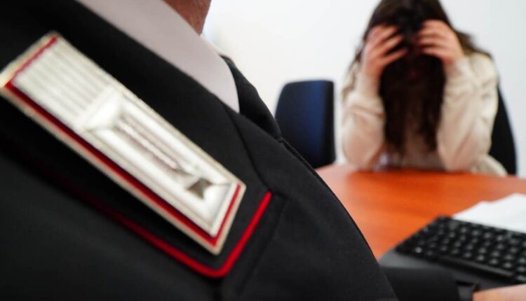 Maddaloni, 28enne denunciato per stalking: attivato il “Codice Rosso” a tutela della vittima