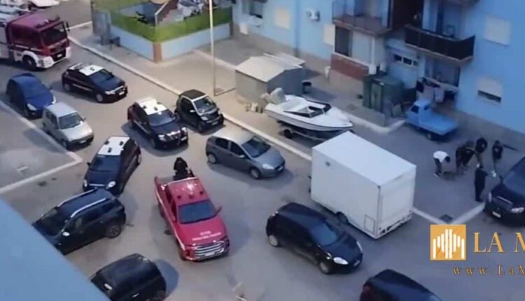 Trapani: smantellata piazza di spaccio e sequestri di droga e armi.