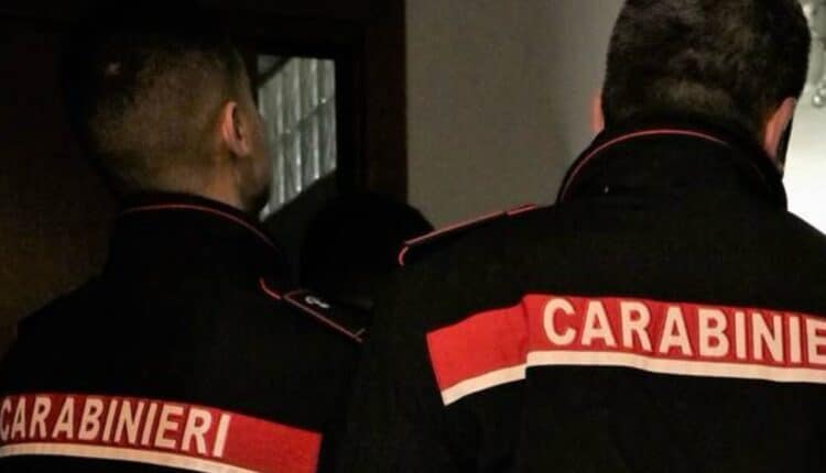 Macerata Campania: 17enne arrestato per sequestro di persona e aggressione a un minorenne