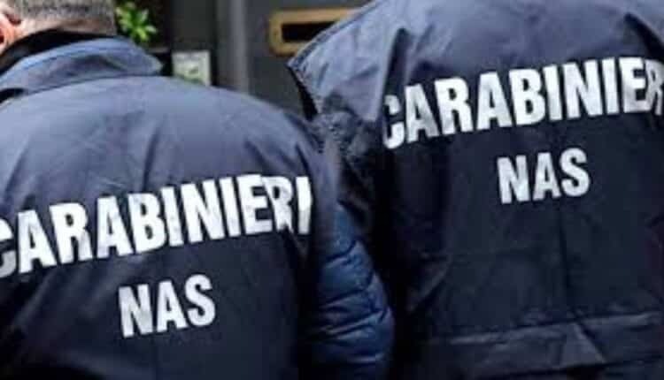 Trento, medico arrestato per circoncisioni abusive su minori: 40 bambini operati in ambulatorio non autorizzato