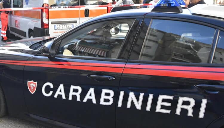Quarto: due 15enni sparano contro un uomo e fuggono in scooter. Arrestati dai Carabinieri.