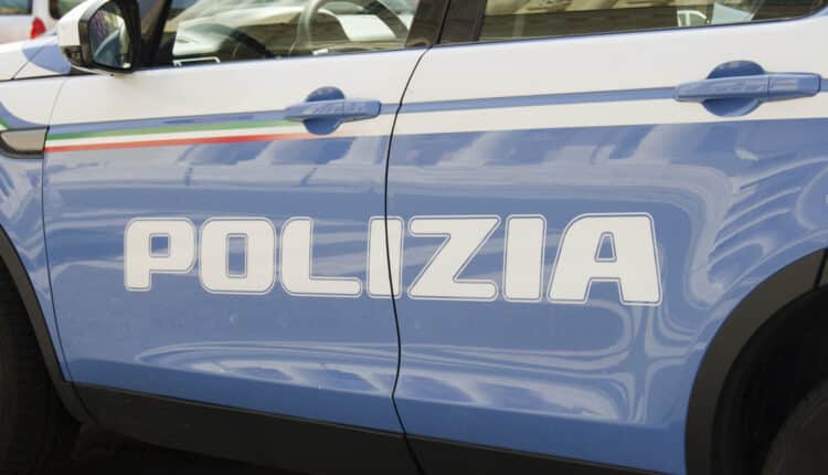 Pisa, abusi su una bambina di 6 anni: arrestato un 23enne. Dna sugli abiti della piccola.