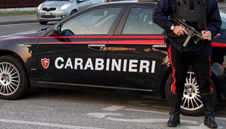 Misterbianco: Carabinieri sventano furto con spaccata in distributore.