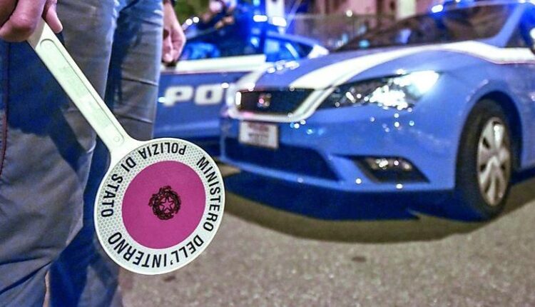 Genova: agente fuori servizio ferma ladro seriale in centro.