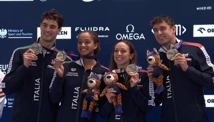 Europei di Nuoto: Italia d’oro con record del mondo nella 4x50 stile libero mista