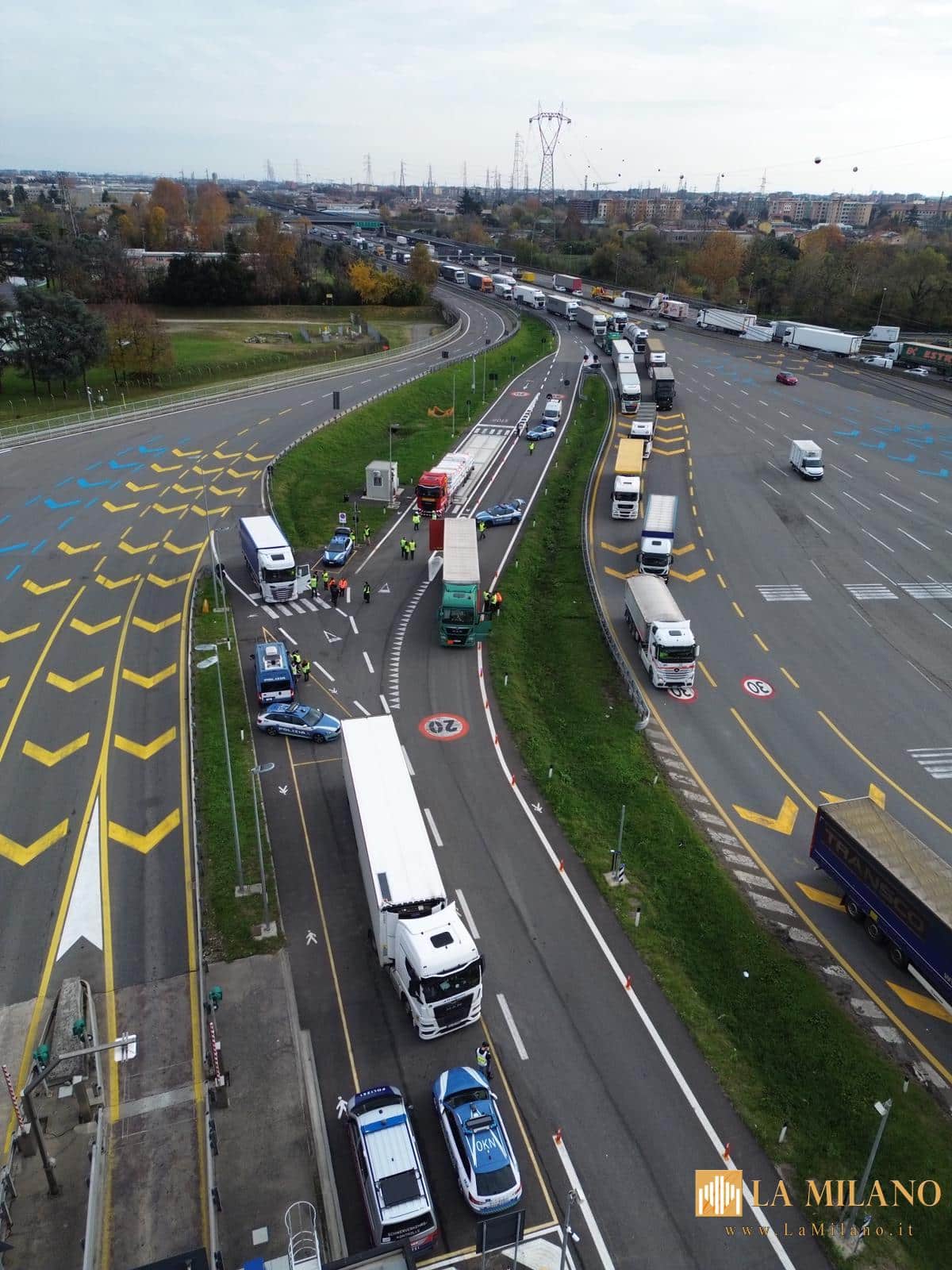 Controlli congiunti Italia–Austria sulle autostrade di Milano: maxi operazione europea della Polizia Stradale
