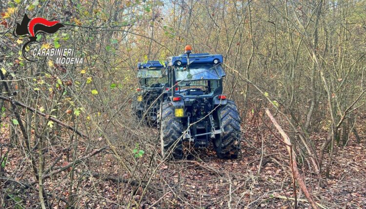Modena, banda specializzata nei furti di trattori: quattro arresti. Recuperati 28 mezzi e refurtiva per 2,5 milioni