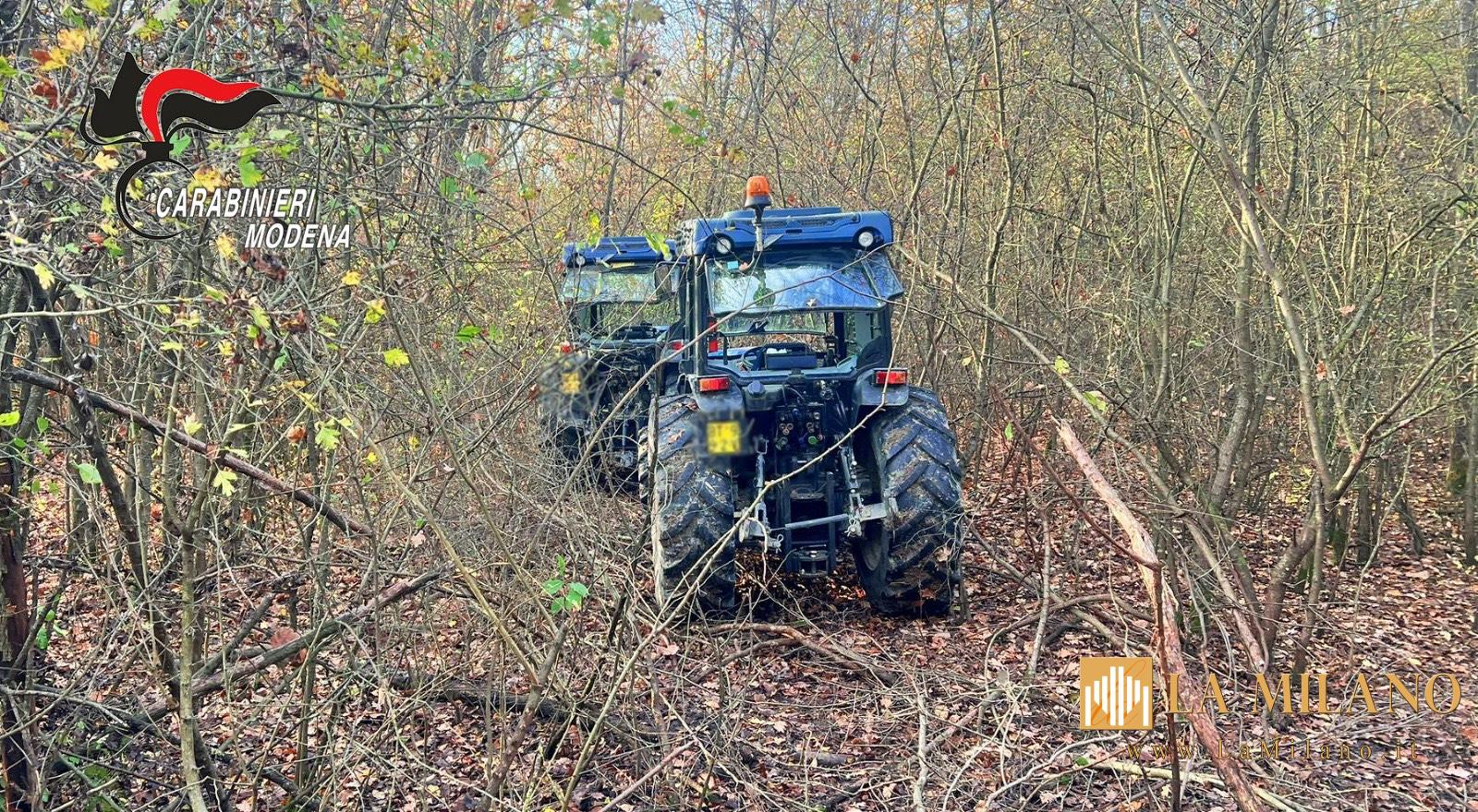 Modena, banda specializzata nei furti di trattori: quattro arresti. Recuperati 28 mezzi e refurtiva per 2,5 milioni
