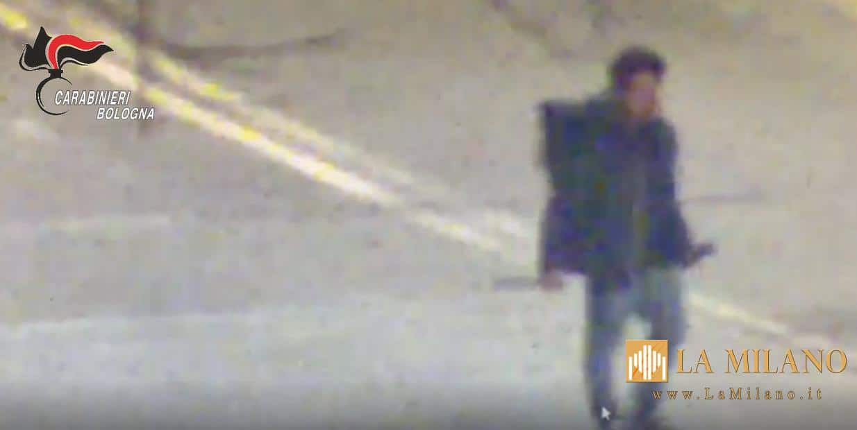 Armato di coltello semina il panico allo Shopville Gran Reno: arrestato 38enne rumeno dopo momenti di tensione con i Carabinieri