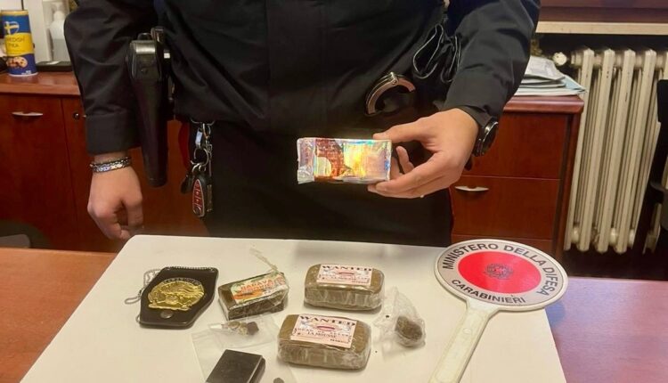 Fiorenzuola d’Arda, arresto e sequestro di sostanze stupefacenti: operazione dei Carabinieri porta al fermo di un 22enne