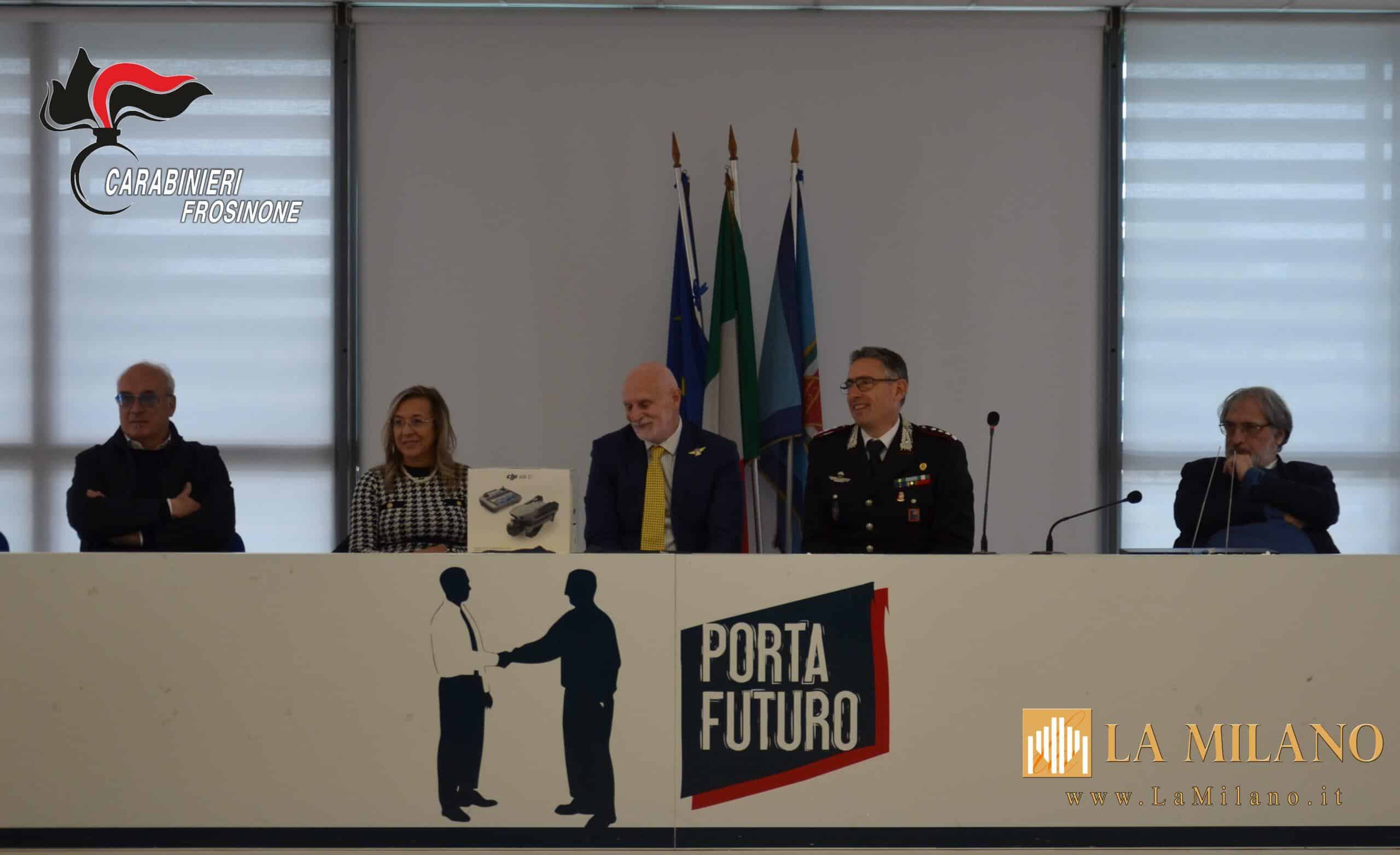 Carabinieri di Frosinone: consegnato un drone di ultima generazione e attestati ai nuovi piloti. Rafforzati i controlli sul territorio grazie al progetto “Polizia Locale 4.0”