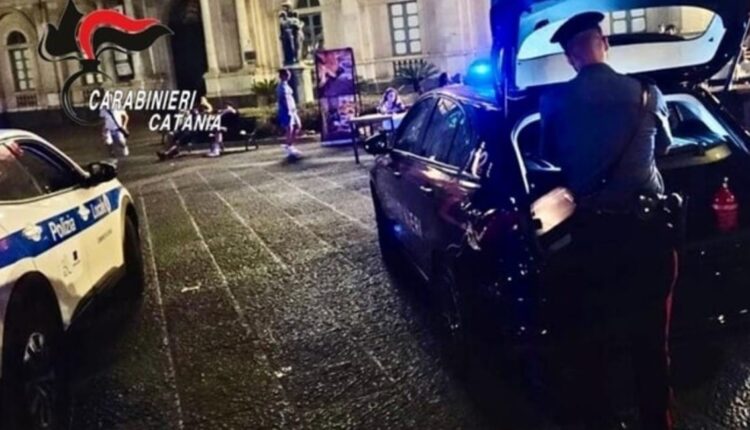 Catania: controlli anti abusivismo commerciale dei Carabinieri.