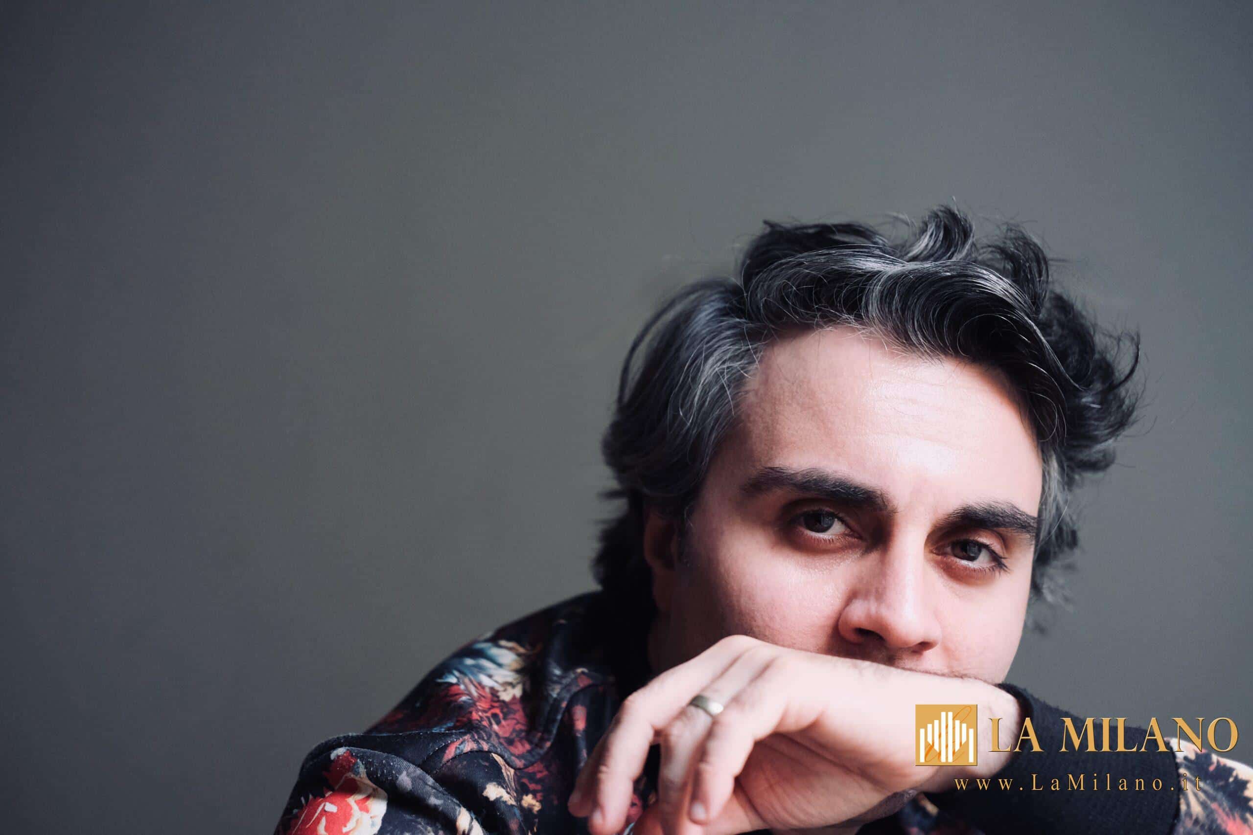 Giuseppe Bonifati, tra cielo e terra: l’arte come viaggio continuo tra teatro, cinema e vita