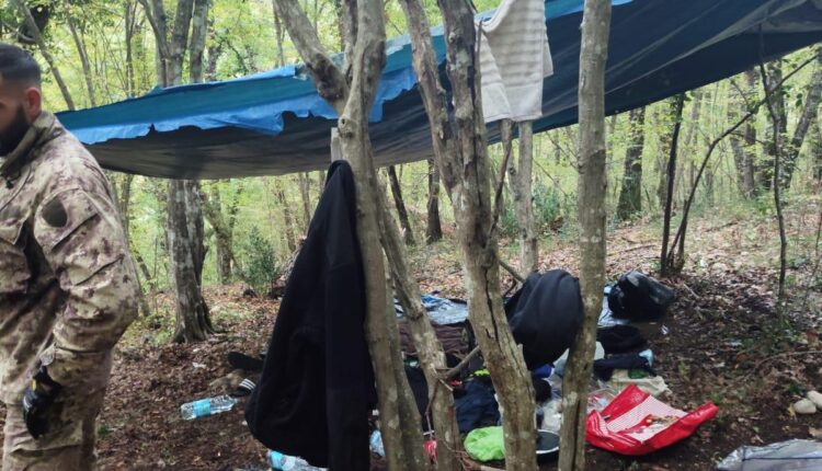Rieti, blitz nei boschi contro lo spaccio: 11 arresti, droga sequestrata e bivacchi smantellati
