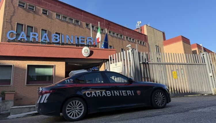 Perugia, arrestato 24enne per violenza sessuale e lesioni personali: intervento tempestivo dei Carabinieri