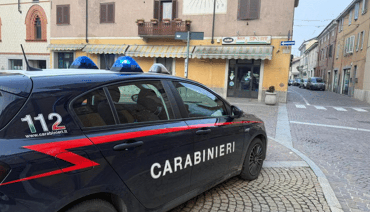 Gambolò, sessantenne rapinato e ferito in strada: denunciati due soggetti di 18 e 20 anni