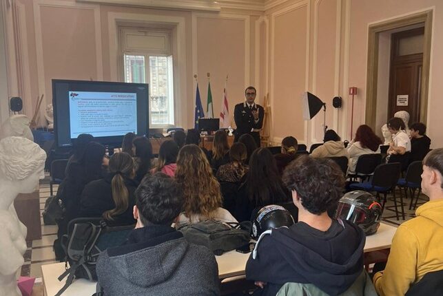 Cecina, arrestati 2 spacciatori di hashish dai Carabinieri