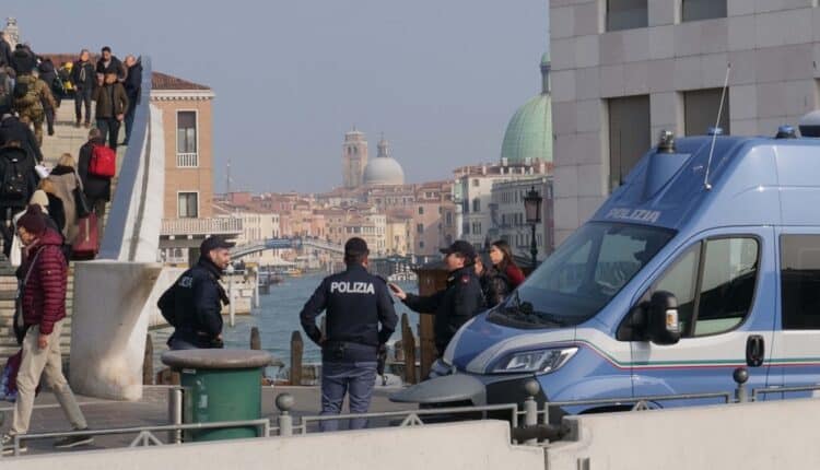 Venezia, furto a studentesse universitarie: 3 denunciati dalla Polizia di Stato