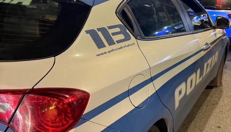 Roma, blitz antidroga e anti-furti al Quarticciolo cinque arresti della Polizia di Stato