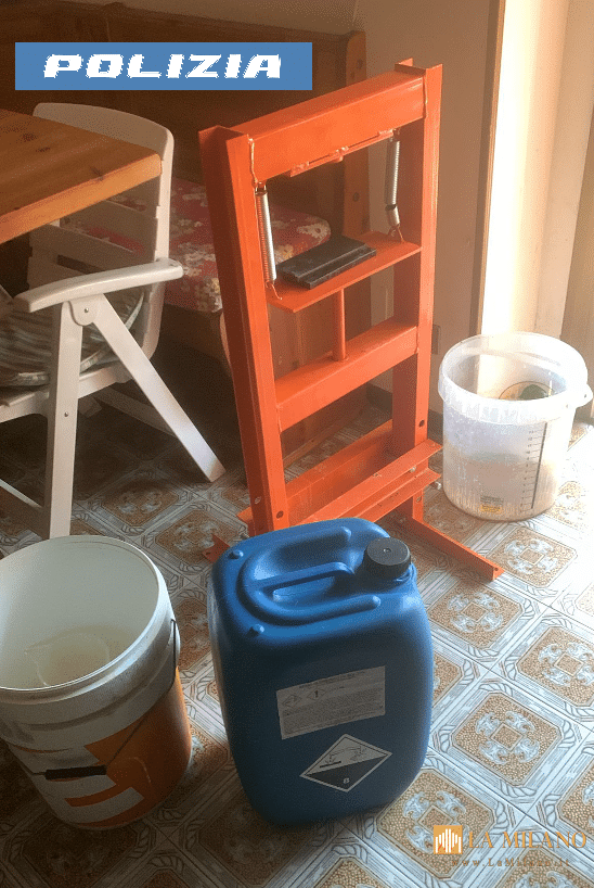 Gravere: traffico di droga dai domiciliari, arrestato albanese.