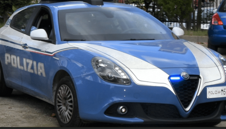 Crotone: arrestati due pusher per spaccio di cocaina.