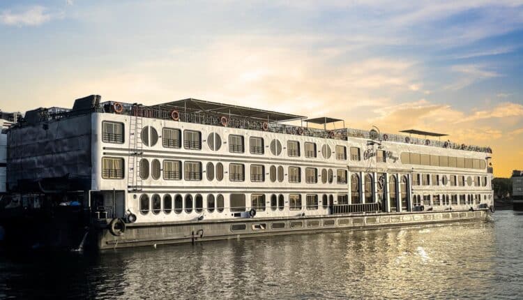 Tragedia sul Nilo, turista italiana muore nello scontro tra due navi da crociera vicino a Luxor.