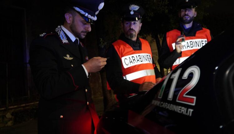 Caserta, controlli serrati dei Carabinieri: un arresto per spaccio e cinque denunce.
