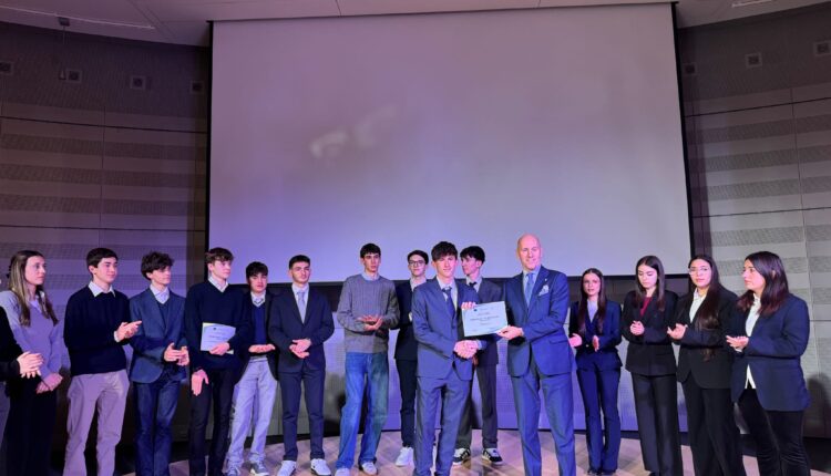 Bruxelles accoglie i 14 studenti liguri vincitori dell’Hackathon: presentati al Parlamento Europeo i progetti sulla “scuola che vorrei”