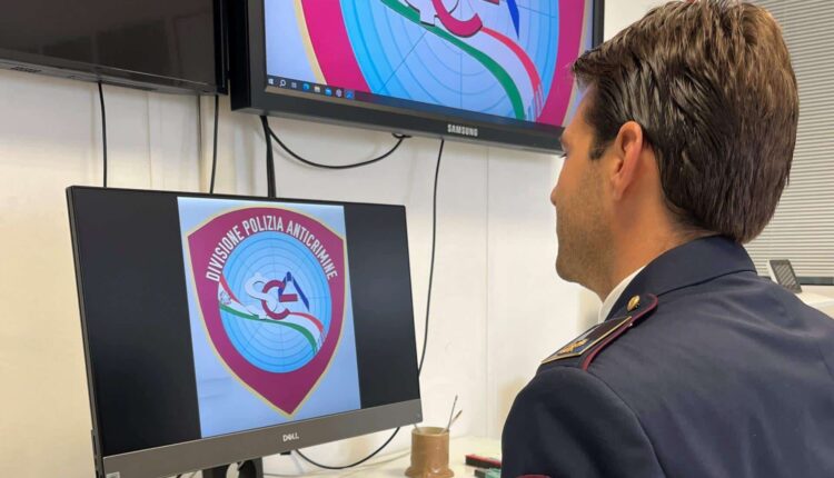 Ravenna, Daspo Willy per un anno a 2 soggetti: minacce con coltello e resistenza alle forze dell’ordine nel centro storico