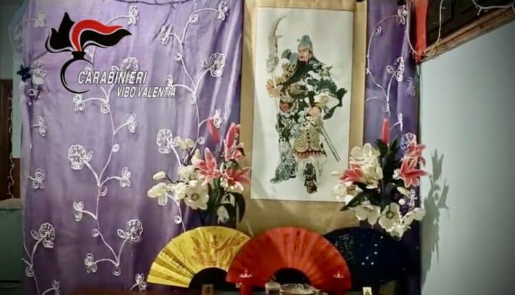 Prostituzione nel Vibonese, smantellata casa d’appuntamenti: emesse 3 misure cautelari