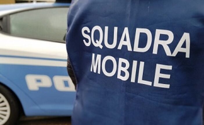 Torino: arrestato il motociclista che sparò a un barber shop.