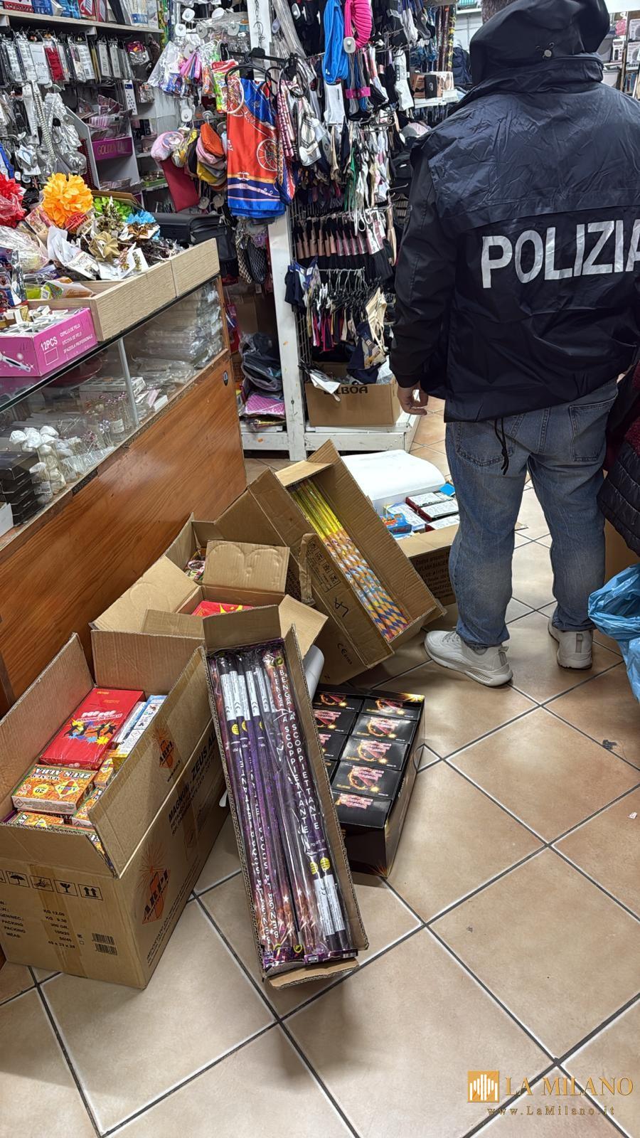 Maxi operazione della Questura di Crotone a Isola di Capo Rizzuto e nel capoluogo: identificate 438 persone, controllati 217 veicoli, sequestrati 65 kg di materiale pirotecnico e una denuncia per commercio abusivo. Intensificati i controlli contro spaccio di droga, soggetti pericolosi e irregolarità amministrative #CrotonePrimopiano #CrotoneCronaca #IsolaDiCapoRizzuto #PoliziaDiStato #ControlloDelTerritorio #Sicurezza #Cronaca #Spaccio #Prevenzione #ForzeDellOrdine #Anticrimine #SquadraMobile #PoliziaStradale #Polfer #MaterialePirotecnico #Sequestro #Legalità #CronacaCalabria