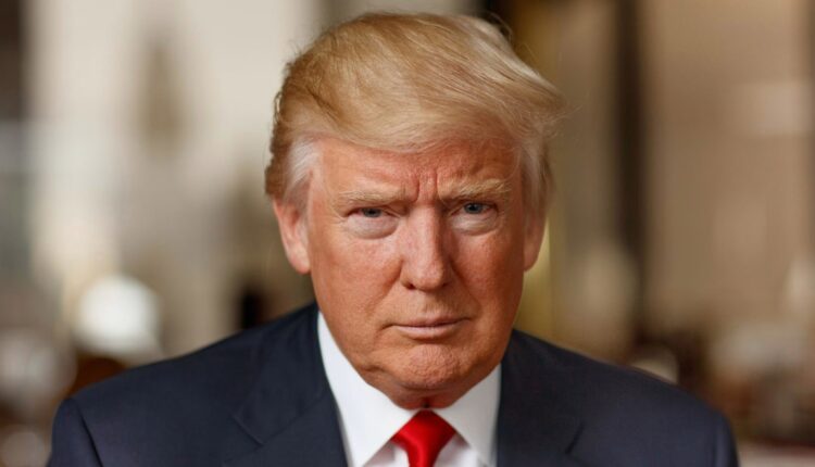 Usa, Trump fa causa alla BBC: chiesto un risarcimento da 10 miliardi di dollari.