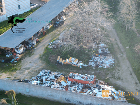 Area sequestrata a Lequile con cumuli di rifiuti speciali individuati dai Carabinieri Forestali tramite riprese con drone