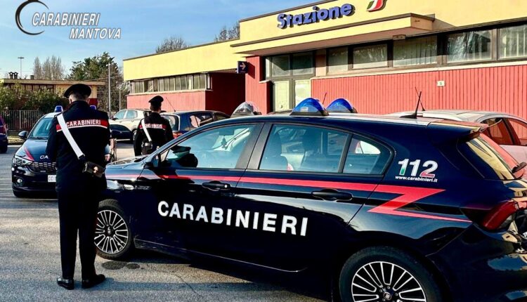 Carabinieri impegnati nei controlli del territorio a Porto Mantovano e San Benedetto Po durante operazioni antidroga e di sicurezza