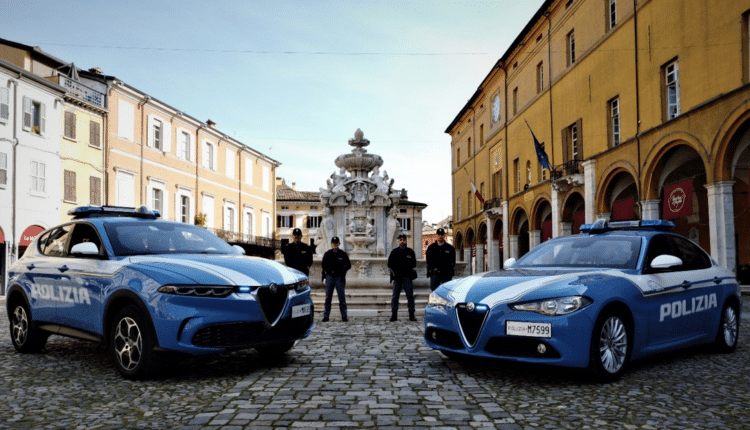 Controlli della Polizia Stradale su mezzi pesanti in autostrada