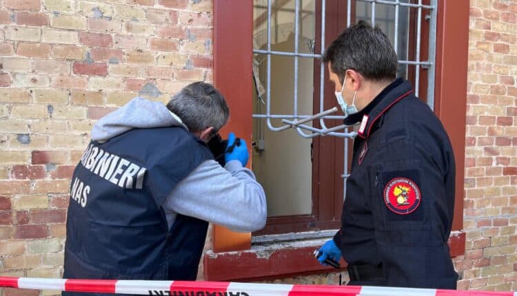 Carabinieri NAS Ancona indagini sul maxi furto di farmaci all’ex Crass
