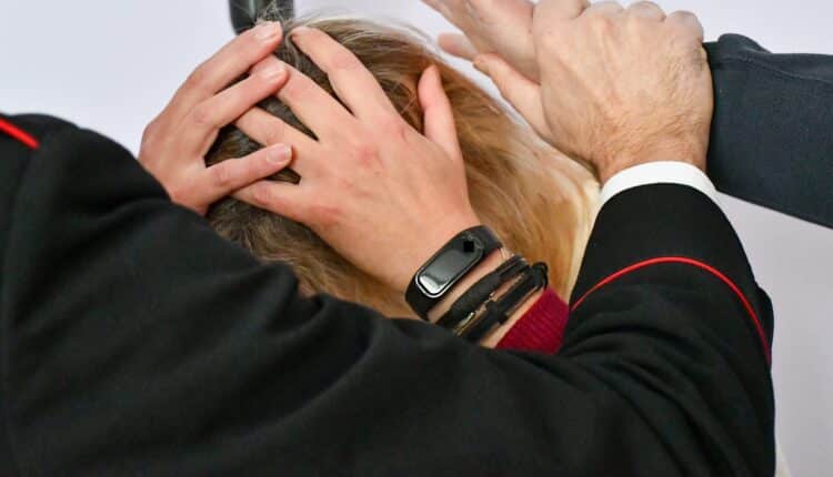 Carabinieri arrestano 21enne per violenza domestica a Contigliano