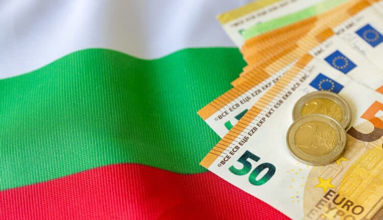 La Bulgaria adotta l’euro: addio al lev e ingresso ufficiale come 21° Paese dell’Eurozona.