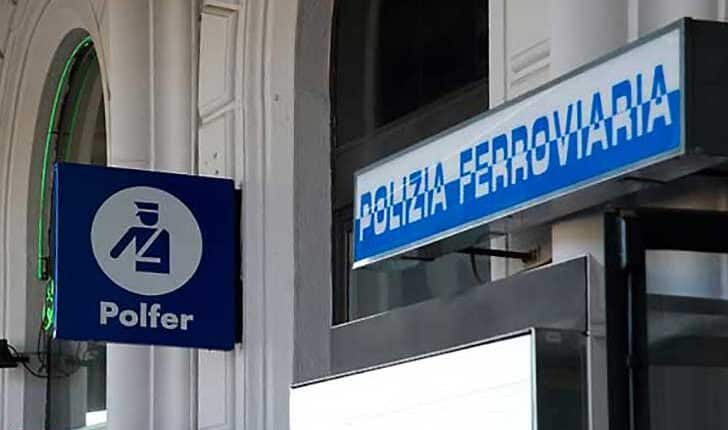 Controlli della Polizia Ferroviaria alla stazione di Milano Centrale