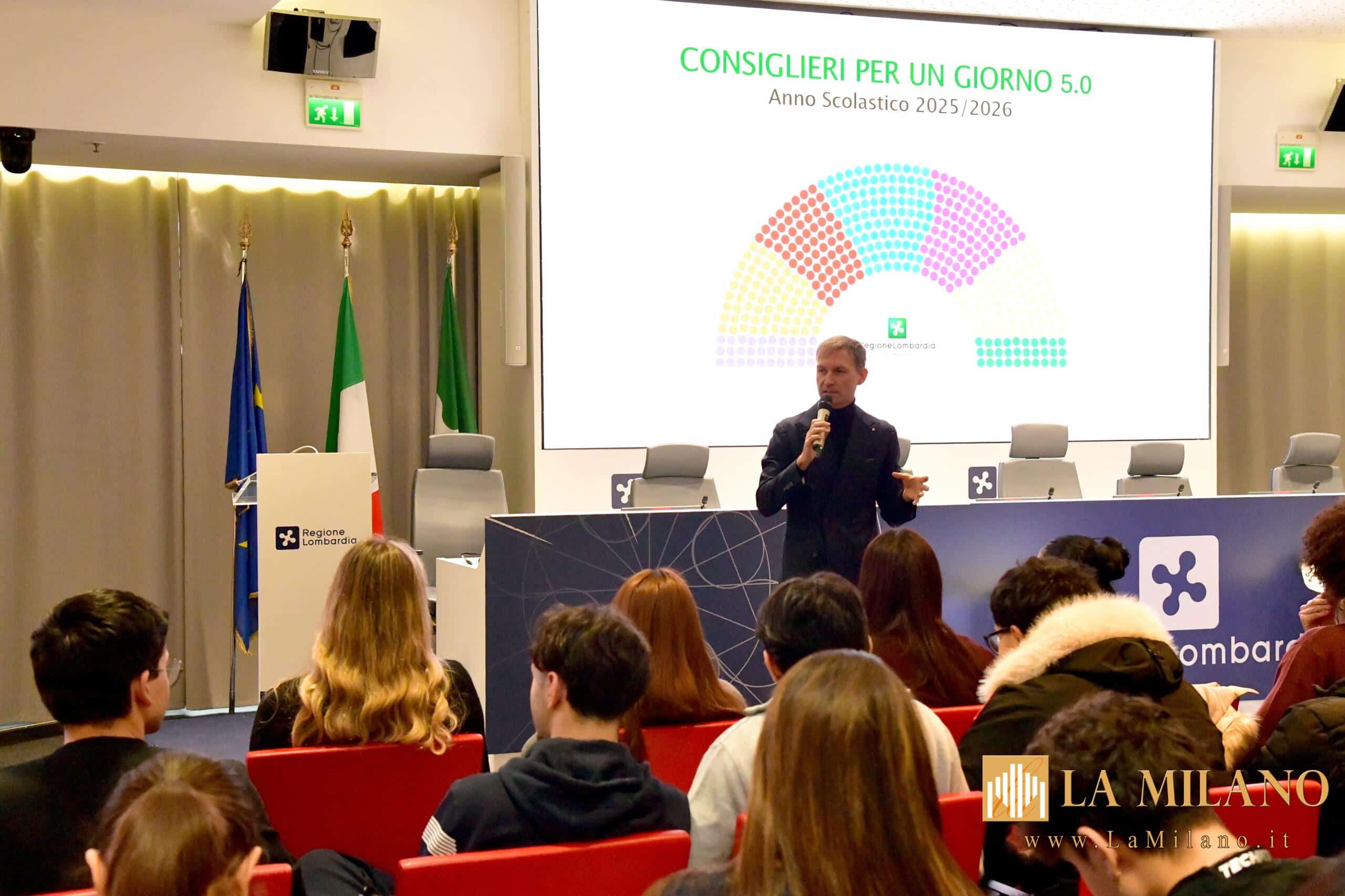 Federico Romani presenta il progetto “Consiglieri per un giorno 5.0” con studenti e scuole lombarde a Palazzo Lombardia